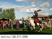 Рыцарский конный турнир (2017 год). Редакционное фото, фотограф Марина Шатерова / Фотобанк Лори