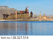 Старинный завод в городе Сатка (2012 год). Стоковое фото, фотограф Акиньшин Владимир / Фотобанк Лори