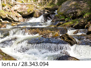 Waterfalls on a mountain river close up. Стоковое фото, фотограф Евгений Ткачёв / Фотобанк Лори