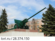 Тверская область, Ржев. Памятник - противотанковая пушка ЗИС-2 (2018 год). Редакционное фото, фотограф Елена Орлова / Фотобанк Лори