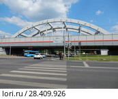 Путепровод МЦК через Щербаковскую улицу. Район Измайлово. Город Москва (2018 год). Редакционное фото, фотограф lana1501 / Фотобанк Лори