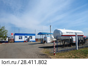 Газовая  АЗС , Астраханская область. Красный Яр (2018 год). Редакционное фото, фотограф Игорь Низов / Фотобанк Лори