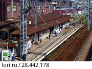 Skhodnya, Russia - May 09. 2018. View of railway station from above. Редакционное фото, фотограф Володина Ольга / Фотобанк Лори