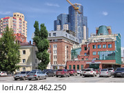 Самара. Городской пейзаж, новостройки. Отделение ПФР по Самарской области. Улица Садовая, 175 (2017 год). Редакционное фото, фотограф Илюхина Наталья / Фотобанк Лори