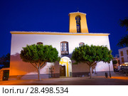 Ibiza Santa Gertrudis de fruitera church Santa Eulalia in Balearic islands (2013 год). Стоковое фото, фотограф Tono Balaguer / Ingram Publishing / Фотобанк Лори