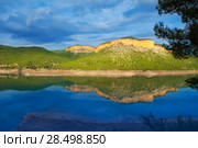 Embalse Arenos in Puebla de Arenoso Castellon Mijares river Spain. Стоковое фото, фотограф Tono Balaguer / Ingram Publishing / Фотобанк Лори