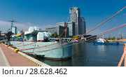 Image of port area at Baltic Sea in old city Gdynia in Poland (2018 год). Стоковое фото, фотограф Яков Филимонов / Фотобанк Лори