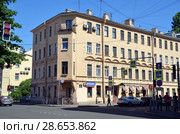 Улица Мира 2/11, доходный дом по проекту К. И. Никифорова (1900),  Санкт-Петербург (2018 год). Редакционное фото, фотограф Светлана Колобова / Фотобанк Лори