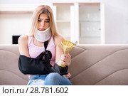 Woman injured during sport game. Стоковое фото, фотограф Elnur / Фотобанк Лори