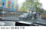 Пекин. Движение на улицах. Beijing. Traffic during the day. Streets of the city. (2018 год). Стоковое видео, видеограф Евгений Романов / Фотобанк Лори