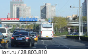Пекин. Движение на улицах. Beijing. Traffic during the day. Streets of the city. (2018 год). Стоковое видео, видеограф Евгений Романов / Фотобанк Лори