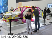 Московский автосалон 2018 года, стенд  Китайского автоконцерна. Редакционное фото, фотограф Дмитрий Неумоин / Фотобанк Лори