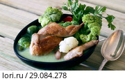 Cream soup with quails, broccoli, brussels sprouts and cauliflower. Стоковое видео, видеограф Яков Филимонов / Фотобанк Лори