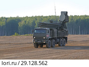 Полигон "Алабино", Московская область. "Панцирь-С1" - российский самоходный зенитный ракетно-пушечный комплекс (ЗРПК) на Международном военно-техническом форуме "Армия-2018" Редакционное фото, фотограф Игорь Долгов / Фотобанк Лори