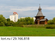 Проездные ворота Николо-Корельского монастыря, ансамбль усадьбы Коломенское. Москва (2018 год). Редакционное фото, фотограф Александр Щепин / Фотобанк Лори
