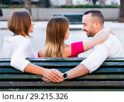 Image of the love triangle between young people outdoor. Стоковое фото, фотограф Яков Филимонов / Фотобанк Лори