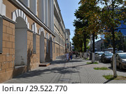 Voronezh, Russia - August 23. 2018. Prospect Revolution is one of the central streets of city. Редакционное фото, фотограф Володина Ольга / Фотобанк Лори