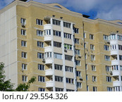 Семнадцатиэтажный двухподъездный панельный жилой дом (2009 г.). Первомайская улица, 1/1. Город Дедовск. Городской округ Истра. Московская область (2015 год). Стоковое фото, фотограф lana1501 / Фотобанк Лори