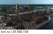 Scrap metal transshipment port (2018 год). Редакционное видео, видеограф Виктор Аллин / Фотобанк Лори