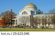 National Museum of Natural History, natural history museum administered by Smithsonian Institution, located on National Mall. Washington, D.C., United States (2018 год). Редакционное фото, фотограф Валерия Попова / Фотобанк Лори