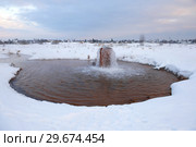 Царицынский минеральный источник январским вечером. Старая Русса, Россия (2019 год). Стоковое фото, фотограф Виктор Карасев / Фотобанк Лори