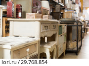 In store of antique furniture. Стоковое фото, фотограф Яков Филимонов / Фотобанк Лори