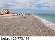 Новый пляж курортного города Евпатории, Крым (2018 год). Редакционное фото, фотограф Николай Мухорин / Фотобанк Лори