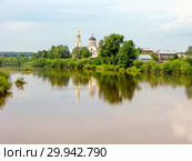 Река Тура и Собор Михаила Архангела. Село Меркушино. Свердловская облать (2011 год). Стоковое фото, фотограф Сергей Афанасьев / Фотобанк Лори