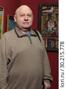 Известный наивный художник Владимир Георгиевич Аносов (2019 год). Редакционное фото, фотограф Дмитрий Неумоин / Фотобанк Лори