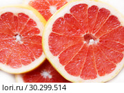 Cut grapefruit. Стоковое фото, фотограф Александр Птах / Фотобанк Лори