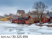 Old wooden barns in the Porvoo Old Town, Finland. Стоковое фото, фотограф Ольга Визави / Фотобанк Лори