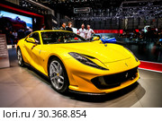Ferrari 812 Superfast (2019 год). Редакционное фото, фотограф Art Konovalov / Фотобанк Лори