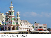 Индия. Католический храм на мысе Коморин (Каньякумари). Самая южная точка Индии (2019 год). Стоковое фото, фотограф Овчинникова Ирина / Фотобанк Лори