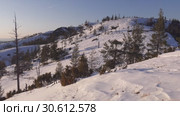 Уральские горы зимой. Закат. Ural mountains in winter. Sunset. Стоковое видео, видеограф Евгений Романов / Фотобанк Лори