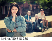 Teenager girl outcast. Стоковое фото, фотограф Яков Филимонов / Фотобанк Лори