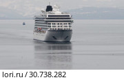 Passenger Liner Viking Orion sailing in Pacific Ocean. Time lapse (2019 год). Редакционное видео, видеограф А. А. Пирагис / Фотобанк Лори