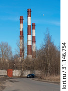 Трубы 2-й Правобережной котельной. Санкт-Петербург (2019 год). Редакционное фото, фотограф Александр Щепин / Фотобанк Лори