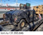 Автомобиль HMMWV V998 сирийских боевиков, передвижная выставка "Сирийский перелом" (2019 год). Редакционное фото, фотограф Вячеслав Палес / Фотобанк Лори
