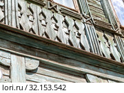 Vintage wooden carved ornament of old house. Стоковое фото, фотограф FotograFF / Фотобанк Лори