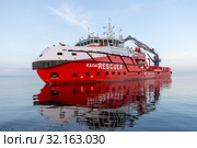 МФАСС "Калас" на испытаниях в Ладожском озере, вид на нос (2019 год). Редакционное фото, фотограф Алексей Шматков / Фотобанк Лори