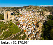 Panoramic view of Alcala del Jucar (2019 год). Стоковое фото, фотограф Яков Филимонов / Фотобанк Лори