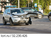 Car crash accident on street. damaged automobiles. Стоковое фото, фотограф Дмитрий Калиновский / Фотобанк Лори