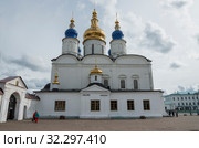 Тобольский Кремль. Софийско-Успенский собор. Tobolsk Kremlin. Sofia-Assumption Cathedral. (2015 год). Редакционное фото, фотограф Евгений Романов / Фотобанк Лори