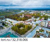 View from drone of Kaluga on Oka riverbanks (2019 год). Стоковое фото, фотограф Яков Филимонов / Фотобанк Лори