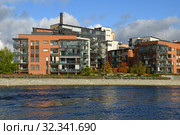 Tampella, old industrial district converted to high-class residential area. Tampere, Finland (2019 год). Редакционное фото, фотограф Валерия Попова / Фотобанк Лори