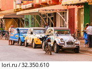 Citroen 2CV (2019 год). Редакционное фото, фотограф Art Konovalov / Фотобанк Лори