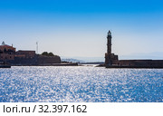 Old Venetian lighthouse in Chania on the island of Crete, Greece (2019 год). Стоковое фото, фотограф photoff / Фотобанк Лори