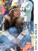 Itelmen shaman in traditional clothing aboriginal Kamchatka Peninsula (2019 год). Редакционное фото, фотограф А. А. Пирагис / Фотобанк Лори