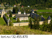 Orthodox monastic complex in Sucevita, Romania (2017 год). Стоковое фото, фотограф Яков Филимонов / Фотобанк Лори