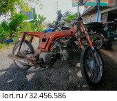 Motorbike, scooter, traditional two wheels transport in Asia. Стоковое фото, фотограф Aleksejs Bergmanis / Фотобанк Лори